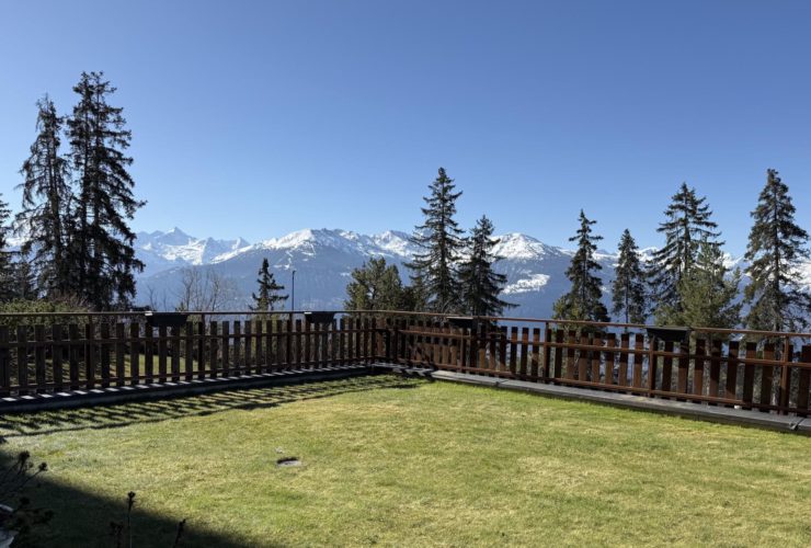 Lumineux 3.5 pièces avec terrasse à Vermala