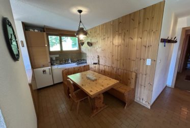 Rare ! Bel appartement de 4 pièces situé au rez jardin