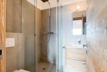 Attique d’Exception 4,5 pces de 130 m2 rénové à Neuf avec Vue Panoramique