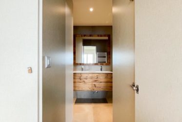 Attique d’Exception 4,5 pces de 130 m2 rénové à Neuf avec Vue Panoramique