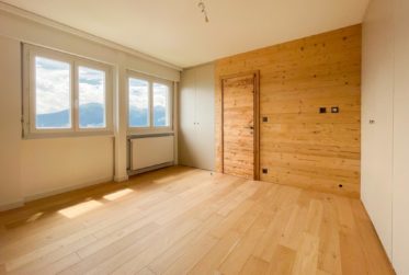 Attique d’Exception 4,5 pces de 130 m2 rénové à Neuf avec Vue Panoramique