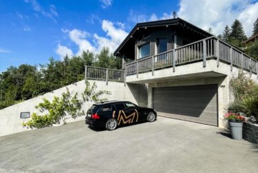 Chalet d’Architecte d’Exception au Cœur de la Nature avec Piscine et Vue Panoramique