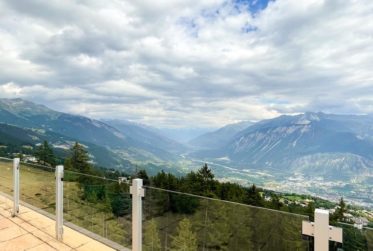 Penthouse d’exception à Crans-Montana – 300 m² avec terrasse et piscine