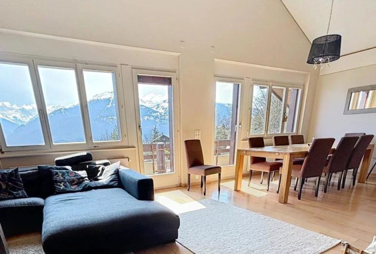 Appartement en attique avec vue à découvrir vendables aux étrangers !