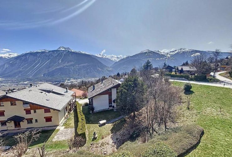 Appartement en attique avec vue à découvrir vendables aux étrangers !