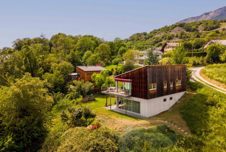 Ensemble rare de deux villas avec parcelle attenante – Ayent (Valais)