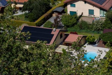 Élégante villa familiale avec piscine à Granges VS