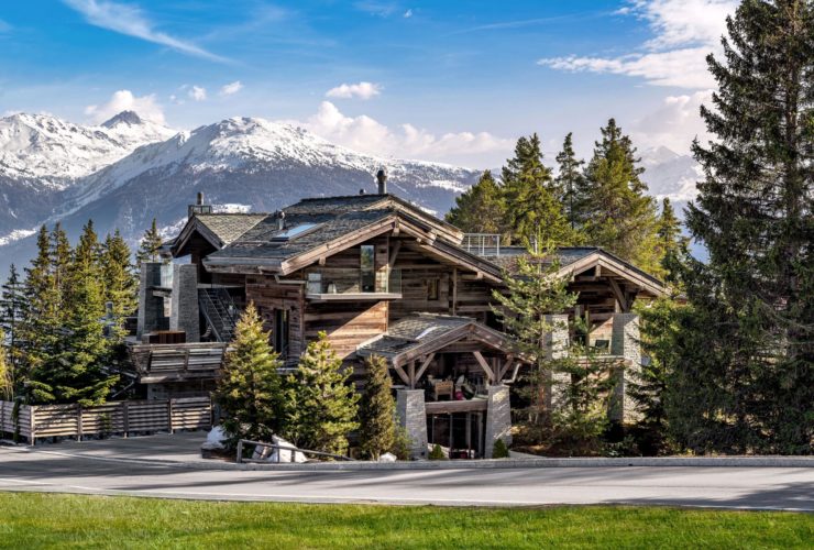 Propriété Alpine d'Exception à Vendre à Crans-Montana