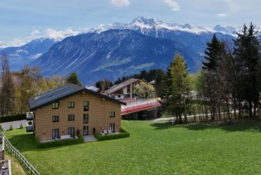 Attique de standing 2.5 pièces au cœur de Crans-Montana