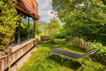 Ensemble rare de deux villas avec parcelle attenante – Ayent (Valais)