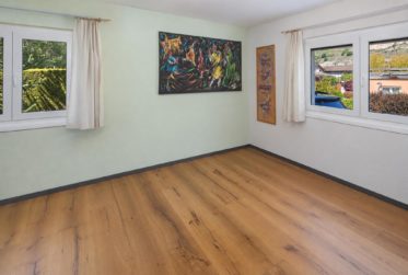 Élégante villa familiale avec piscine à Granges VS