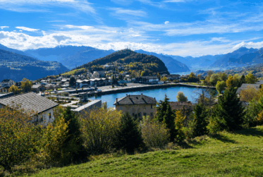 Chalet neuf 5.5 pces en ossature bois avec vue panoramique sur le lac et les Alpes